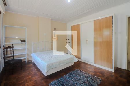 Casa à venda com 442m², 5 quartos e 2 vagasQuarto 2