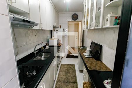 Apartamento à venda com 80m², 3 quartos e 2 vagasCozinha
