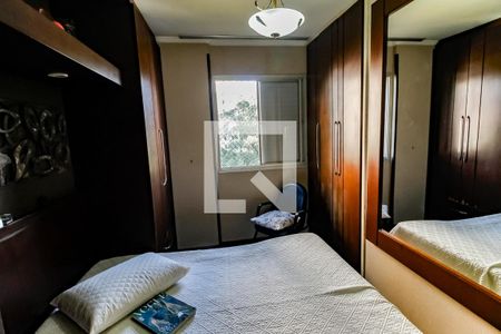 Apartamento à venda com 80m², 3 quartos e 2 vagasQuarto 2