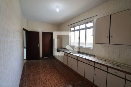 Casa para alugar com 300m², 5 quartos e 4 vagasCozinha 2