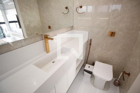 Apartamento à venda com 160m², 3 quartos e 3 vagasBanheiro da Suíte 1