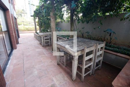 Apartamento à venda com 160m², 3 quartos e 3 vagasQuintal