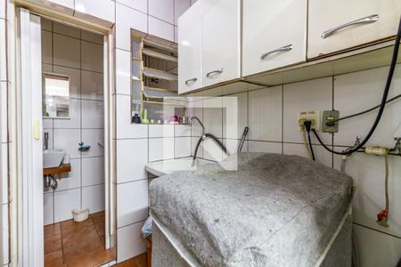 Casa à venda com 140m², 3 quartos e 1 vagaÁrea de Serviço