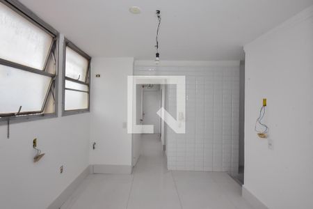 Apartamento à venda com 176m², 4 quartos e 3 vagasCozinha