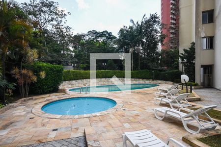Apartamento à venda com 176m², 4 quartos e 3 vagasPiscina