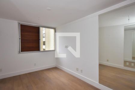 Apartamento à venda com 176m², 4 quartos e 3 vagasQuarto 3