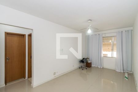 Sala de apartamento à venda com 1 quarto, 60m² em Irajá, Rio de Janeiro