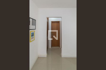Sala de apartamento à venda com 1 quarto, 60m² em Irajá, Rio de Janeiro