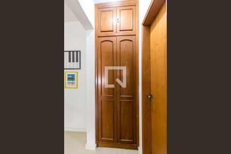 Sala - Armários de apartamento à venda com 1 quarto, 60m² em Irajá, Rio de Janeiro