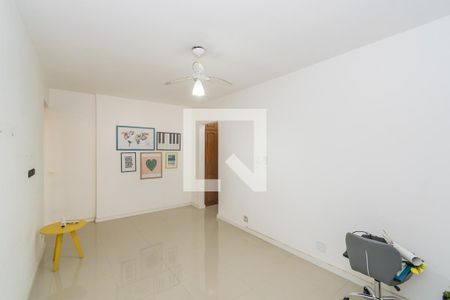 Sala de apartamento à venda com 1 quarto, 60m² em Irajá, Rio de Janeiro