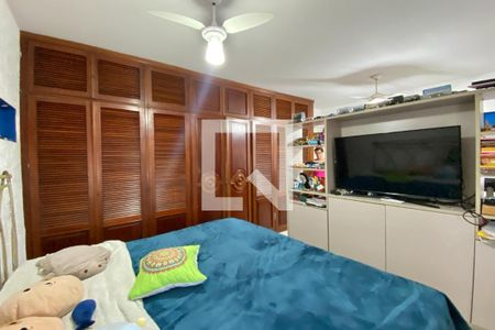 Apartamento à venda com 200m², 5 quartos e 2 vagas Apartamento à venda com 200m², 5 quartos e 2 vagasQuarto 2 - Suite