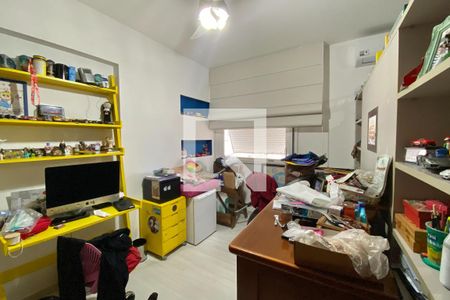 Apartamento à venda com 200m², 5 quartos e 2 vagas Apartamento à venda com 200m², 5 quartos e 2 vagasQuarto 2 - Suite