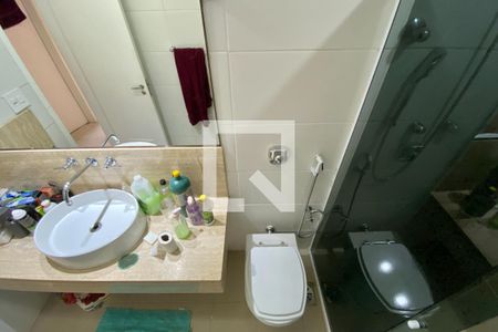 Apartamento à venda com 200m², 5 quartos e 2 vagas Apartamento à venda com 200m², 5 quartos e 2 vagasBanheiro 2