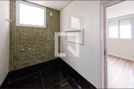 Apartamento à venda com 146m², 4 quartos e 3 vagasBanheiro suíte 2