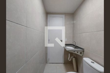 Apartamento para alugar com 39m², 2 quartos e sem vaga Apartamento para alugar com 39m², 2 quartos e sem vagaBanheiro