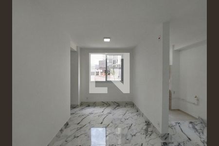 Sala de apartamento para alugar com 2 quartos, 39m² em Socorro, São Paulo