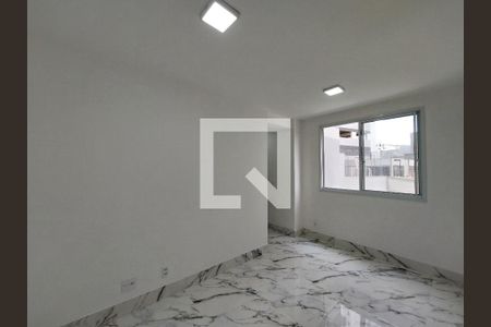 Sala de apartamento para alugar com 2 quartos, 39m² em Socorro, São Paulo