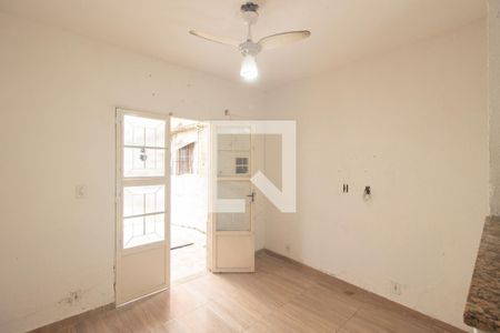 Sala/Cozinha de casa para alugar com 1 quarto, 50m² em Campo Grande, Rio de Janeiro