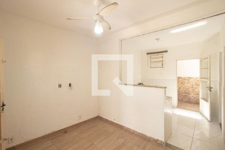 Sala/Cozinha de casa para alugar com 1 quarto, 50m² em Campo Grande, Rio de Janeiro