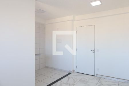 Sala de apartamento para alugar com 2 quartos, 42m² em Cidade Líder, São Paulo