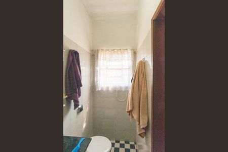 Apartamento à venda com 342m², 3 quartos e 10 vagas Apartamento à venda com 342m², 3 quartos e 10 vagasBanheiro da Suíte 2