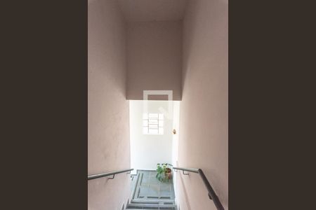 Apartamento à venda com 342m², 3 quartos e 10 vagas Apartamento à venda com 342m², 3 quartos e 10 vagasEscada