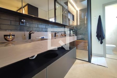 Casa de condomínio à venda com 290m², 3 quartos e 4 vagasBanheiro Suíte 2