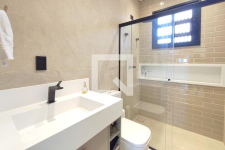 Casa de condomínio à venda com 290m², 3 quartos e 4 vagasBanheiro Suíte