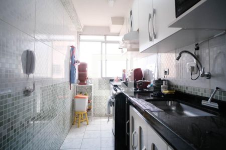 Apartamento à venda com 82m², 2 quartos e 1 vagaCozinha 
