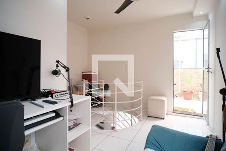 Apartamento à venda com 82m², 2 quartos e 1 vagaHall