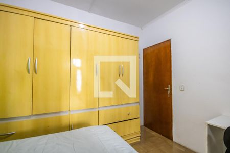 Casa à venda com 274m², 5 quartos e 4 vagasQuarto 2