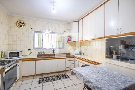 Casa à venda com 274m², 5 quartos e 4 vagasCozinha