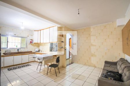 Casa à venda com 274m², 5 quartos e 4 vagasCozinha