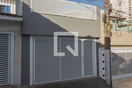 Casa de condomínio à venda com 157m², 2 quartos e 2 vagasFachada da casa