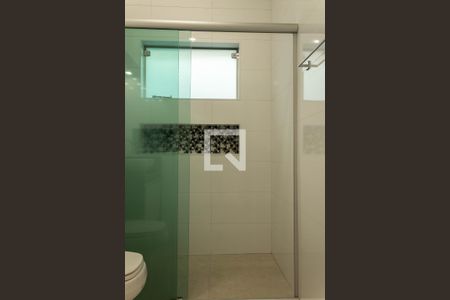 Casa de condomínio à venda com 157m², 2 quartos e 2 vagasBanheiro