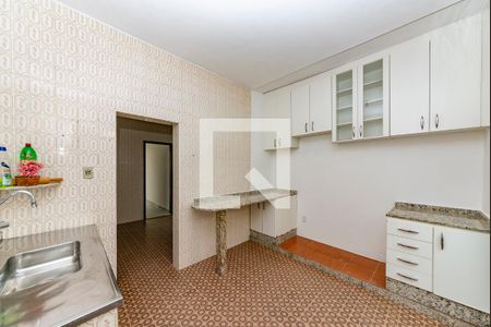 Casa para alugar com 90m², 2 quartos e 3 vagas Casa para alugar com 90m², 2 quartos e 3 vagasCozinha