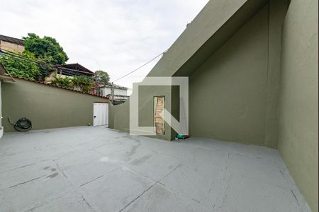 Casa para alugar com 90m², 2 quartos e 3 vagas Casa para alugar com 90m², 2 quartos e 3 vagasQuintal