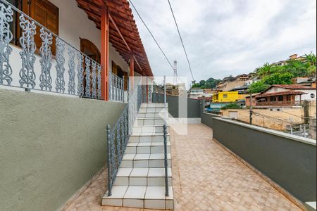 Casa para alugar com 90m², 2 quartos e 3 vagas Casa para alugar com 90m², 2 quartos e 3 vagasQuintal
