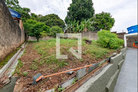 Casa para alugar com 90m², 2 quartos e 3 vagas Casa para alugar com 90m², 2 quartos e 3 vagasQuintal