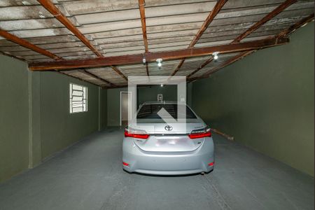 Garagem de casa para alugar com 2 quartos, 90m² em Aparecida, Belo Horizonte