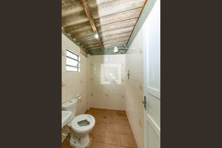 Casa para alugar com 90m², 2 quartos e 3 vagas Casa para alugar com 90m², 2 quartos e 3 vagasBanheiro - garagem