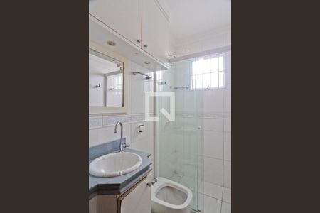 Casa à venda com 80m², 2 quartos e 2 vagas Casa à venda com 80m², 2 quartos e 2 vagasBanheiro