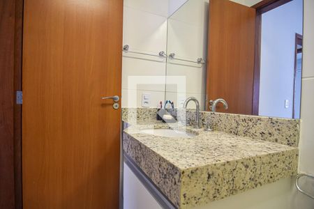 Casa de condomínio para alugar com 90m², 3 quartos e 1 vaga Casa de condomínio para alugar com 90m², 3 quartos e 1 vagaBanheiro da Suíte 2