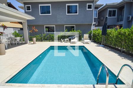 Área comum - Piscina de casa de condomínio para alugar com 3 quartos, 90m² em Itaipu, Niterói