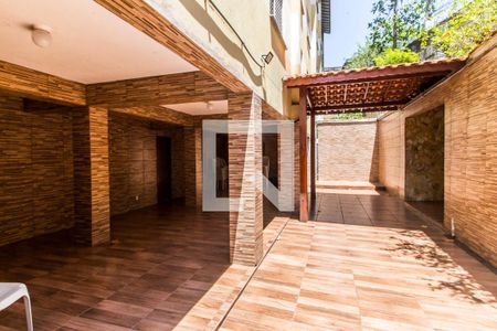 Apartamento para alugar com 50m², 2 quartos e 1 vaga Apartamento para alugar com 50m², 2 quartos e 1 vagaÁrea comum - Salão de festas