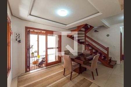 Sala de casa de condomínio à venda com 3 quartos, 210m² em Hípica, Porto Alegre