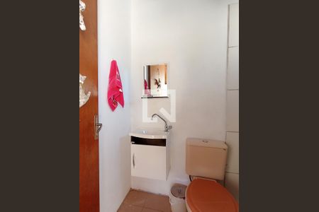 Casa de condomínio à venda com 210m², 3 quartos e 3 vagasÁrea de lazer - Banheiro