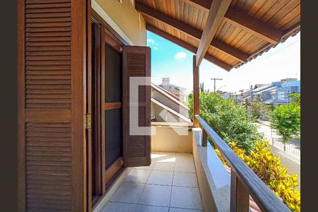 Casa de condomínio à venda com 210m², 3 quartos e 3 vagasSacada do Quarto 3