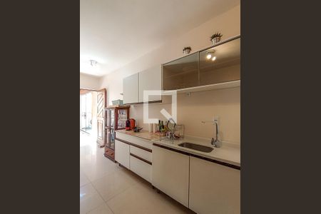 Casa de condomínio à venda com 210m², 3 quartos e 3 vagasCozinha
