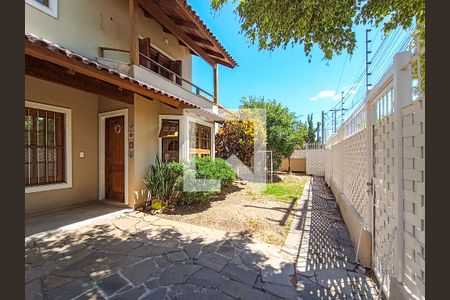 Casa de condomínio à venda com 210m², 3 quartos e 3 vagasEntrada do imóvel